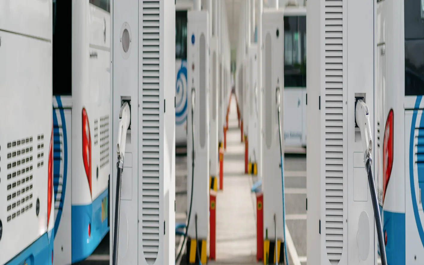 Electric and hybrid buses - New fire risks and how to stop them Electric and hybrid buses - New fire risks and how to stop them