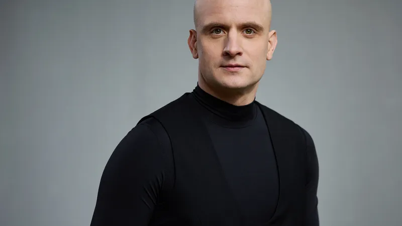 Gespräch OPEN BOOKS: Simon Engel - Wofür ich immer kämpfen würde