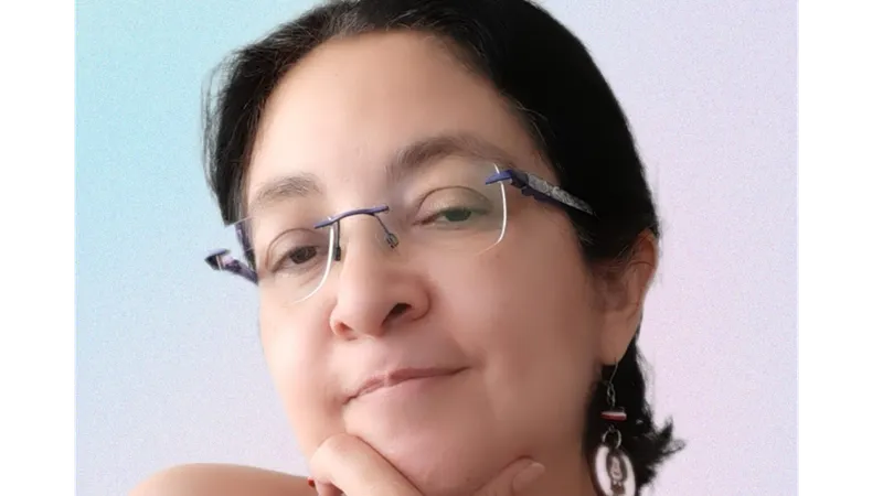 Niñas Inquietas Mujeres Maravillosas - Tania Hernández