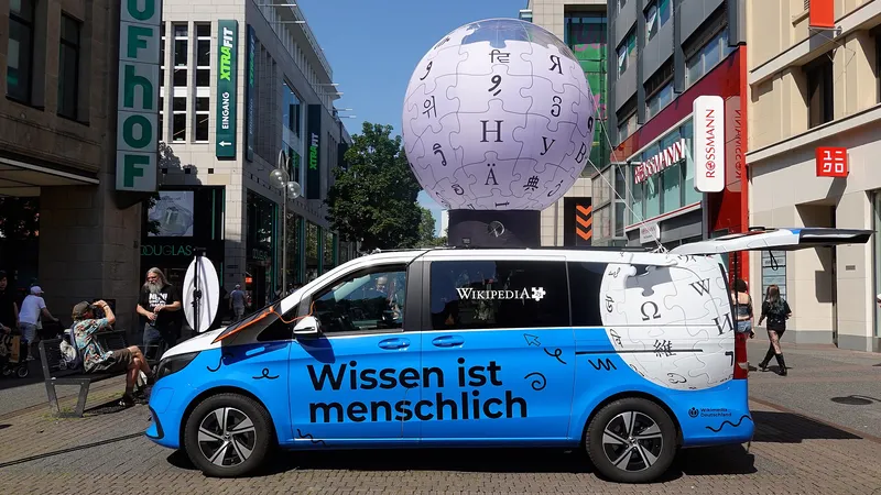Wikipedia-Bus auf der Frankfurter Buchmesse