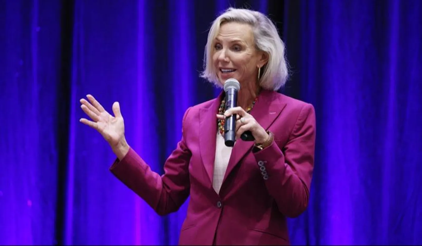 Industry event speaker onstage during Association Focus on Smart Monday