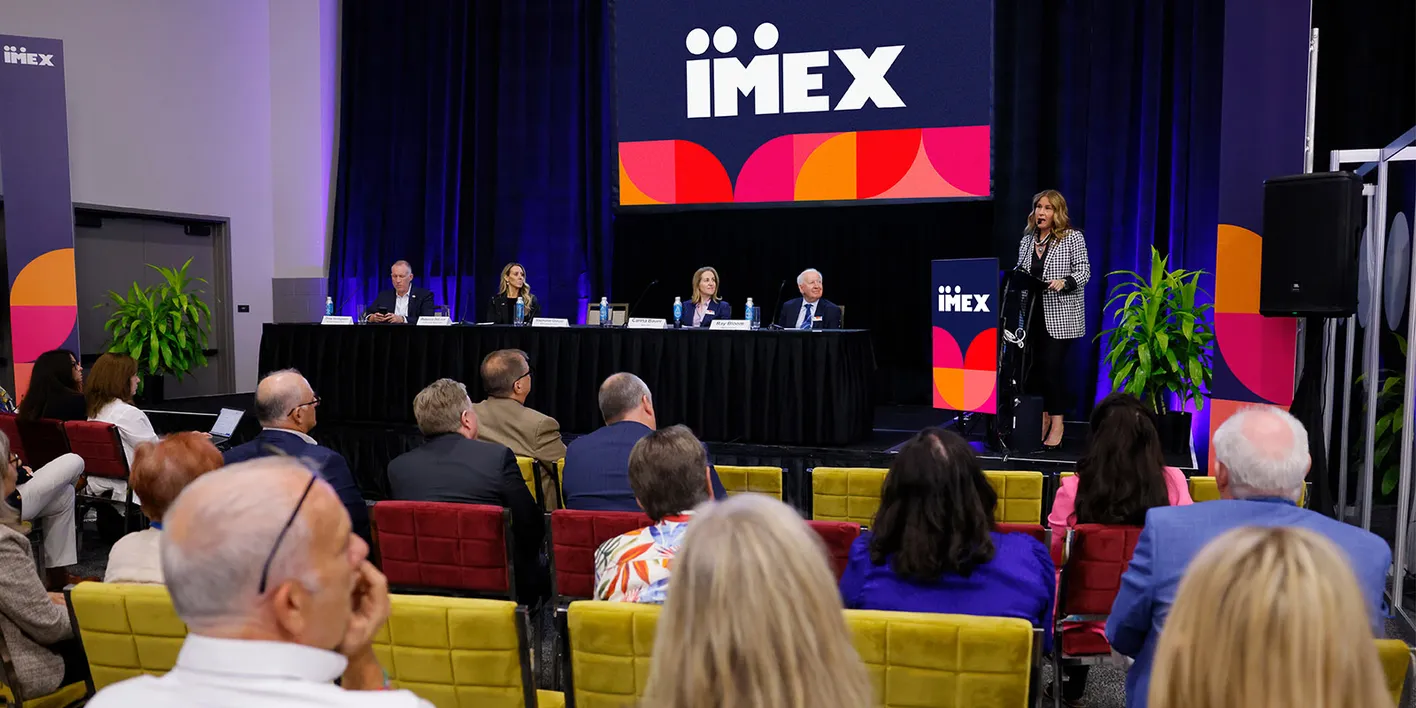 Press conference in action in the Press office, IMEX with Carina Bauer and Ray Bloom