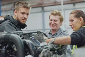 Entry-level build technicians needed Entry-level build technicians needed