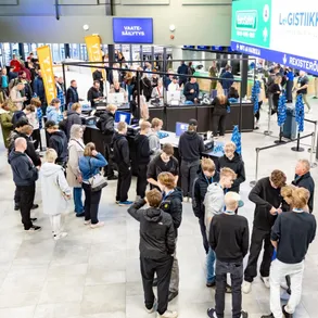 Ruokaviennin kasvuloikka tarvitsee rinnalleen tehokkaan logistiikan – automaatio kiihdyttää kasvun mahdollisuuksia Ruokaviennin kasvuloikka tarvitsee rinnalleen tehokkaan logistiikan – automaatio kiihdyttää kasvun mahdollisuuksia