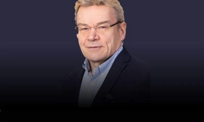 Miten teknologiamurros vaikuttaa yritykseesi ja sen toimintaympäristöön? Miten teknologiamurros vaikuttaa yritykseesi ja sen toimintaympäristöön?