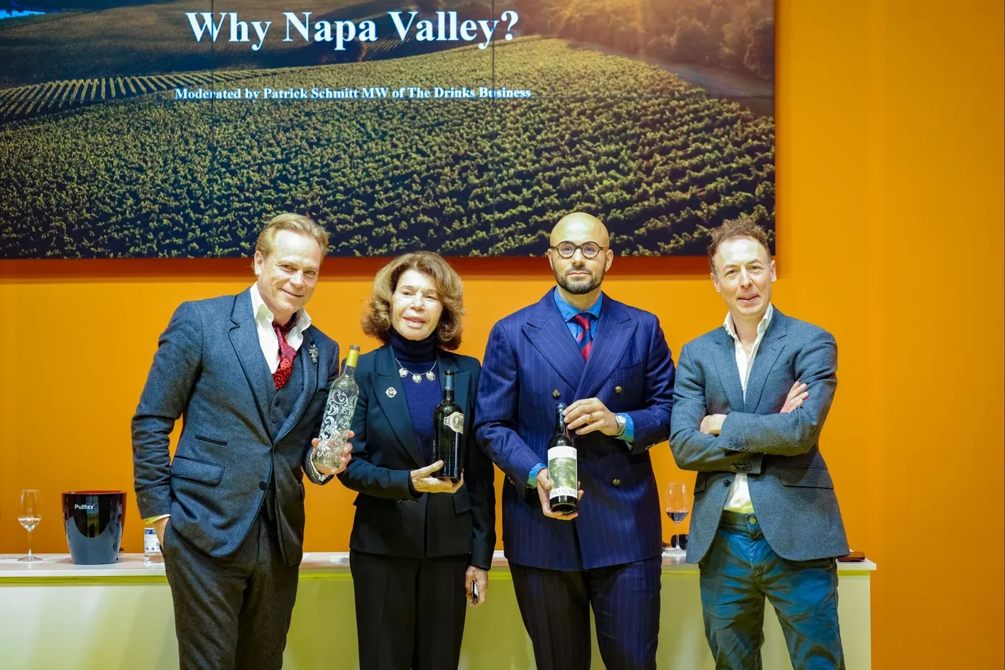 Wine Academy experts presenting insights and knowledge during Wine Paris event.
