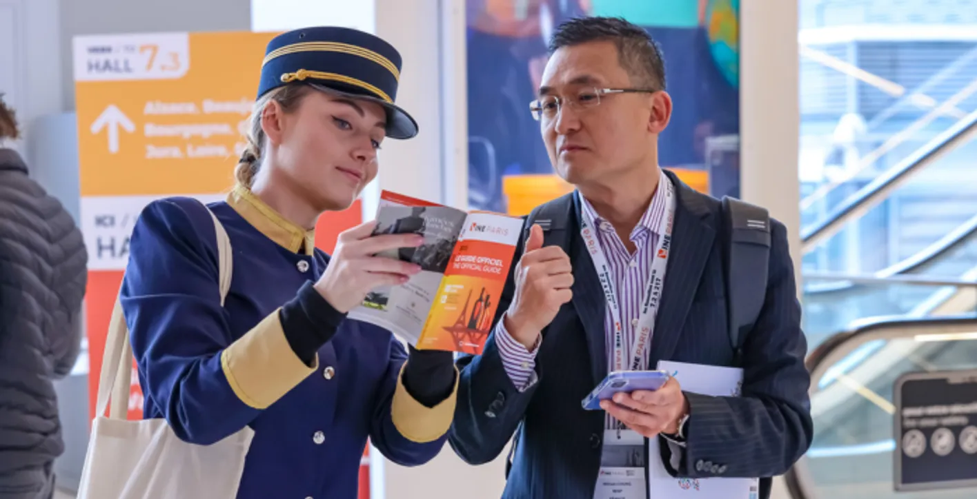 Large crowd of wine professionals and visitors at Vinexpo Asia exhibition area
