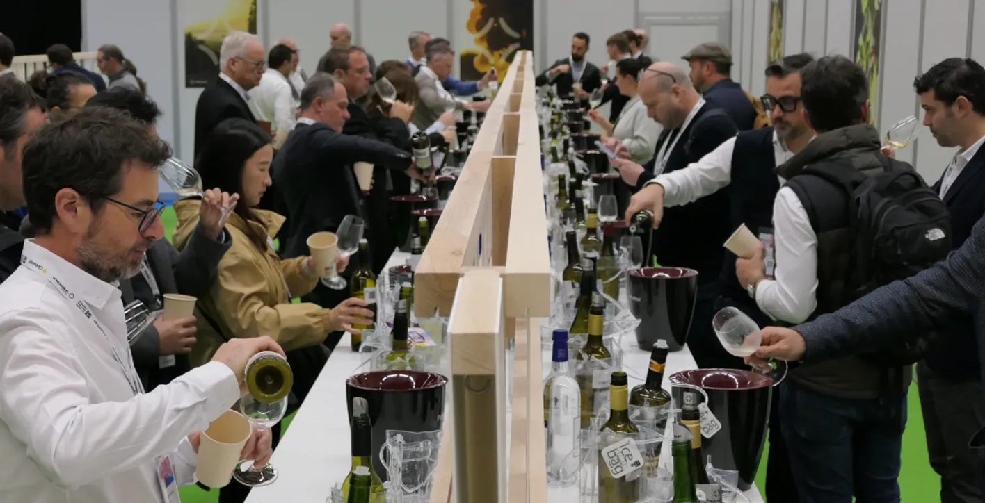 the silent tasting room view in the wbwe event